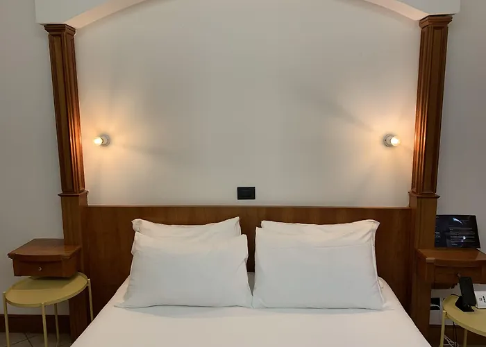 Hotel Delle Regioni, Barberini - Fontana Di Trevi 3*